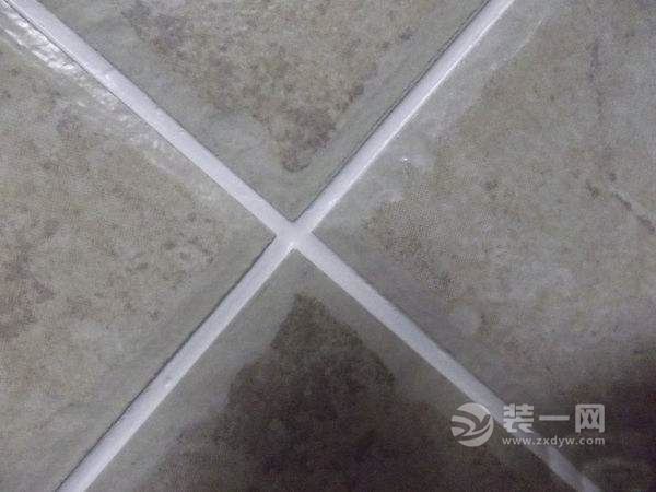 美缝剂有毒吗?天长装修网总结瓷砖美缝剂施工